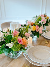 Load image into Gallery viewer, Pretty Party Centrepiece - Square
